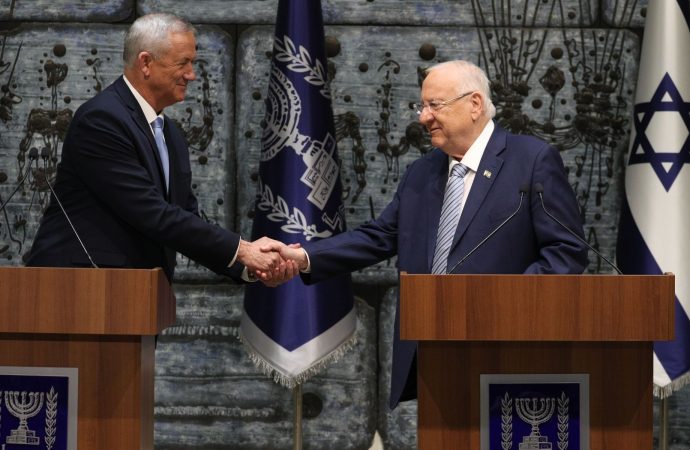 Gantz todavía intenta formar un gobierno de unidad con Netanyahu
