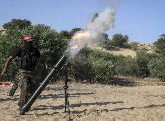 Terroristas de Gaza disparan proyectil de mortero contra el sur de Israel