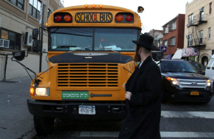 ¡La educación de la yeshivá gana!