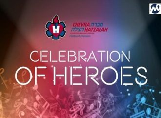 Celebración de héroes: Shwekey, Weber, Leiner, Worsch y Eric Adams salen a saludar a Flatbush Hatzolah y sus familias [videos]