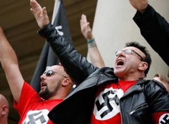 YouTube prohibirá los videos que promueven la negación del holocausto y el racismo