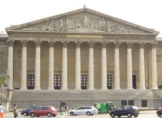 <strong>Ultimo momento.</strong> Histórico: El Parlamento francés votó que el antisionismo es una forma moderna de antisemitismo
