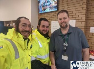 <strong>Kiddush Hashem.</strong> Chaverim Melbourne entrega comida a las víctimas de incendios masivos
