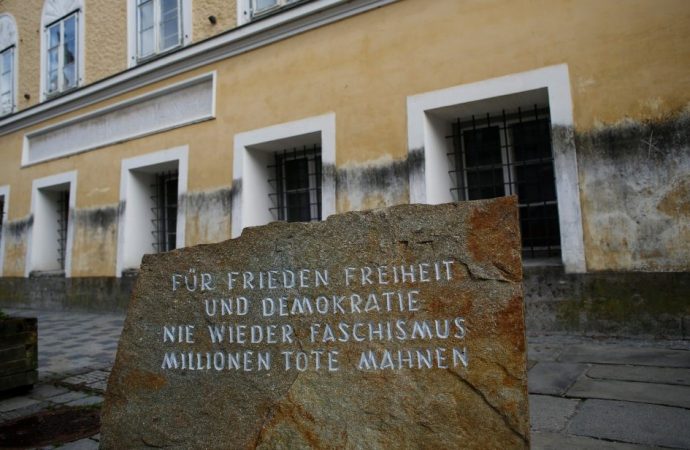 El lugar de nacimiento de Hitler muestra que enfrentar el pasado oscuro puede tomar décadas