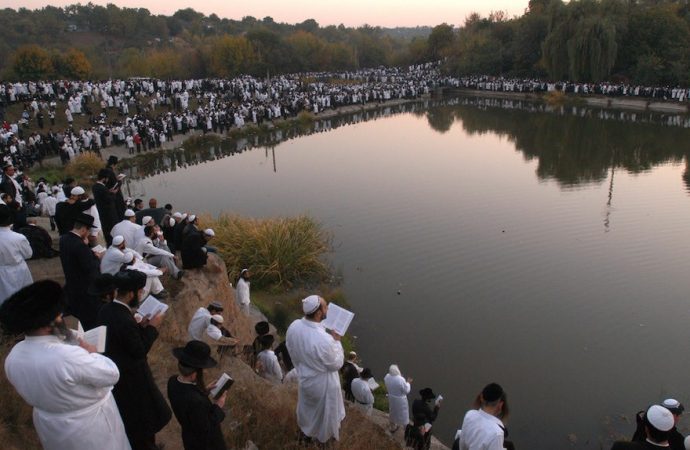 Ucrania dejará entrar al menos a 5.000 peregrinos de Uman por Rosh Hashaná