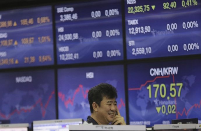 Las acciones caen mientras aumentan las tensiones entre China y EE. UU.