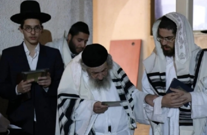 ¿Qué tefilá agregó Rosh Yeshivat Slabodka en Yom Kipur para detener el COVID?