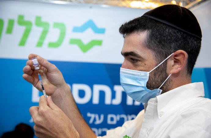 Israel bate récord con 11.187 nuevos casos de COVID