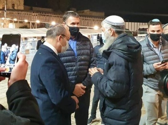 Kahana expresa oposición al plan de compromiso del Kotel