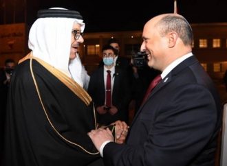 <strong>Diplomacia.</strong> PM Bennett en Bahréin: Histórica visita