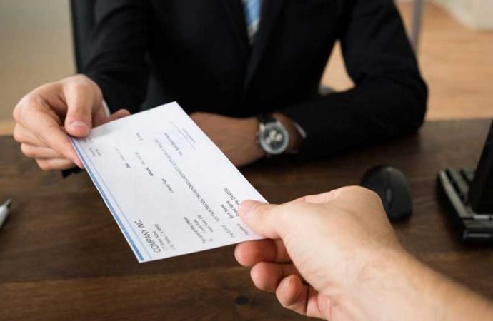 Responsabilidad de pago: Cheque muuuy vencido