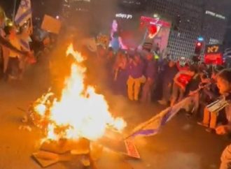 <strong>Intolerancia.</strong> Manifestantes de izquierda quemaron fotos de Netanyahu e incitaron al asesinato