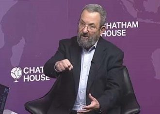 <strong>Política.</strong> Ehud Barak explica su plan para acabar con el gobierno electo de Israel