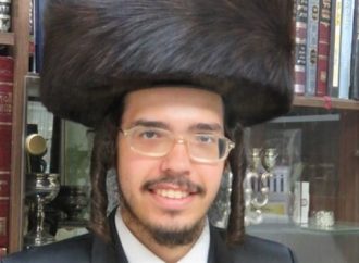 <strong>Casi 2 años más tarde.</strong> ¡Mazal Tov! Almanah de Merón se compromete