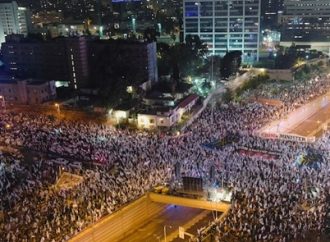 <strong>Reforma judicial.</strong> Continúan las protestas contra la reorganización judicial a pesar de la ola de terrorismo