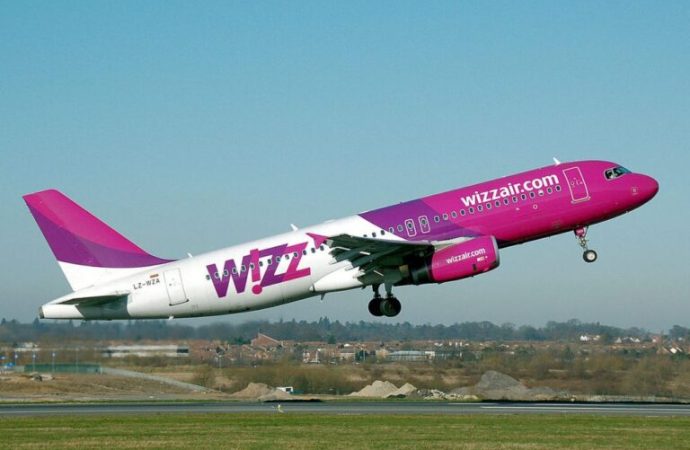 Más aerolíneas extranjeras suspenden vuelos al aeropuerto Ben-Gurion en medio del conflicto en curso