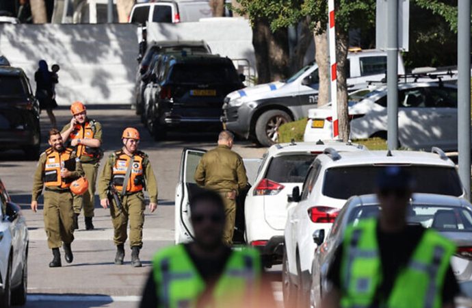 Hezbolá intenta asesinar a Netanyahu y a su esposa en un ataque con drones contra una casa en Cesárea