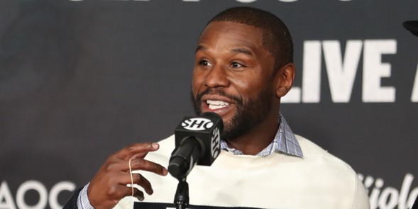Floyd Mayweather dona un millón de dólares a United Hatzalah en una gala en Miami