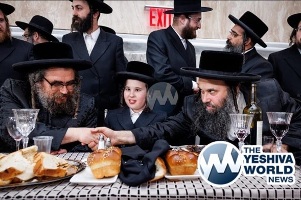 Paz en Satmar: Los hijos de ambos Rebe de Satmar se dan la mano por Simjá