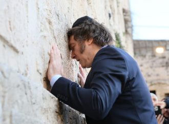 “Hoy quemamos judíos”: estudiantes argentinos profieren cantos antisemitas en viaje de graduación