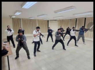 <strong>Nuevas directrices de seguridad para Yamim Noraím .</strong> ¿Deberían los Mitpalelim llevar armas a la sinagoga?