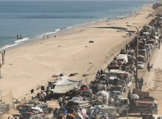<strong>Guerra al terror.</strong> Israel intensifica los bombardeos en la ciudad de Gaza ante la llegada de Rubio