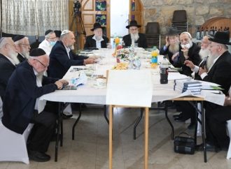<strong>Rabbanim Dati Leumi.</strong> No se debe permitir el ingreso de grupos que promueven el alistamiento en las Fuerzas de Defensa de Israel (FDI) a las escuelas secundarias femeninas