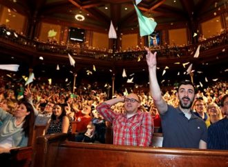 <strong>Ciencia con humor.</strong> Vacas a rayas, lagartos amantes de la pizza y murciélagos borrachos: los Premios Ig Nobel celebran la ciencia peculiar