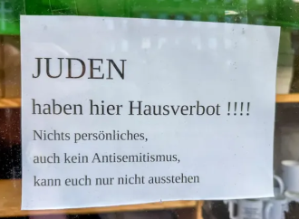 <strong>“Los años ‘30 han vuelto”.</strong> Alemania afronta el aumento del antisemitismo tras la publicación en un comercio del aviso “Prohibido el ingreso a judíos”