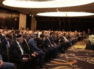 <strong>Nueva York.</strong> “Muy emotivo e inspirador”: judíos sirio-estadounidenses asisten a una reunión poco común con el nuevo presidente sirio, Sharaa