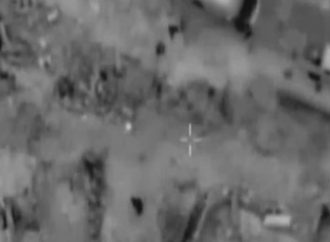 <strong>Terrorismo palestino.</strong> Imágenes de las FDI revelan a terroristas disparando desde el Hospital Shifa de Gaza