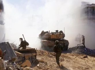 <strong>Gaza.</strong> Las Fuerzas de Defensa de Israel rodean la ciudad de Gaza como parte de la Operación Carros de Gedeón II