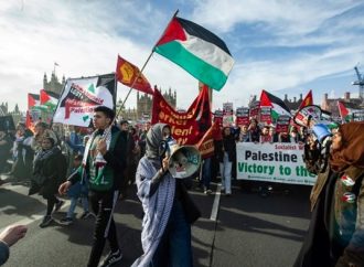 <strong>Encuesta.</strong> Podredumbre cerebral: Uno de cada cinco británicos ahora adopta creencias antisemitas