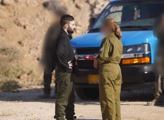 Todos los rehenes vivos están a salvo en Israel y sólo 4 de los 28 rehenes fallecidos serán devueltos el lunes