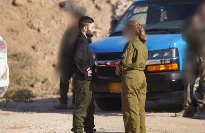 Todos los rehenes vivos están a salvo en Israel y sólo 4 de los 28 rehenes fallecidos serán devueltos el lunes