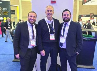 Los rabinos Daniel Credi y David Jabbaz en el Congreso Mundial de Fertilidad en Texas