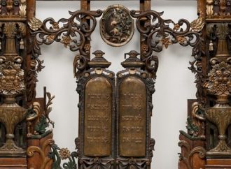 Yad Vashem inaugura una nueva exposición que muestra cientos de objetos del Holocausto nunca vistos