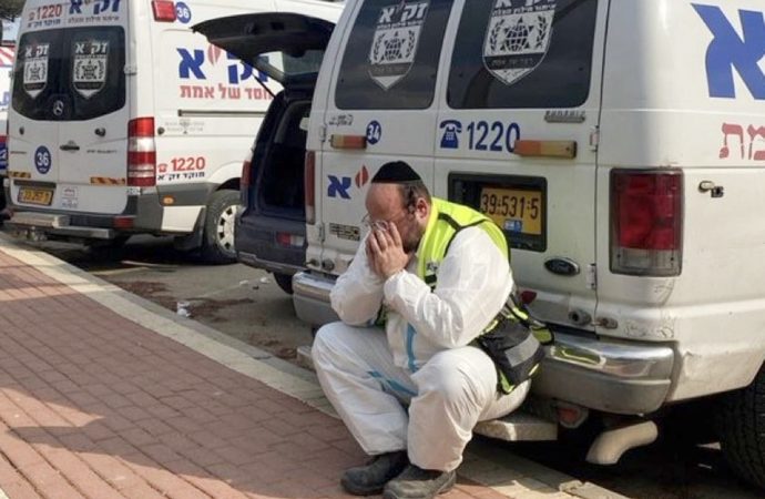 “Ocho residentes de un mismo edificio en Kiryat Arba asesinados en ataques terroristas”