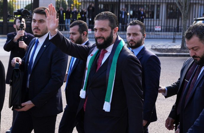 Informe: Las fuerzas de la Sharaa están detrás de los ataques contra las FDI en Siria