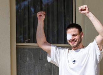 “Elijo la vida”, relata el ex rehén Alon Ohel sobre el secuestro y la tortura cometidos por Hamás