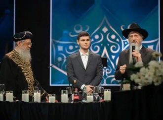 Videos conmovedores: Rehén liberado ingresa al Brit de Abraham Abinu