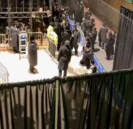 El alcalde electo de Nueva York, Mamdani, asiste a los eventos de Satmar “Aronim” y “Zali” Jaf Alef Kislev en Williamsburg