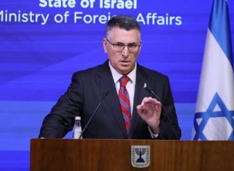 Sa’ar: Los líderes extranjeros no restringirán el derecho de los judíos a vivir en la Tierra de Israel