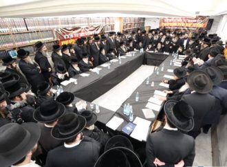 Rabbanim y admorim líderes convocan asifá de emergencia en Yerushalayim contra proyecto de ley