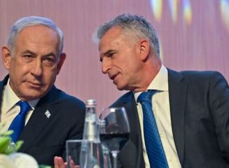 Los pesos pesados de la inteligencia israelí visitan EE. UU. para ofrecer consejos sobre cómo asestar un golpe de gracia a Irán