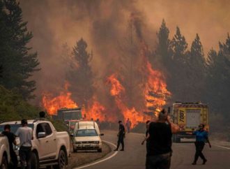 Incendio forestal en Argentina desata controversia conspirativa antisemita tras alegación de causa humana por parte de un tribunal