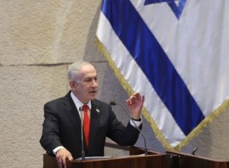 Netanyahu advierte que la democracia israelí se está erosionando y la oposición boicotea la sesión ceremonial de la Knesset