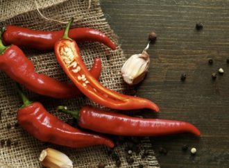 Por qué vale la pena comer picante: Beneficios para la salud de los chiles