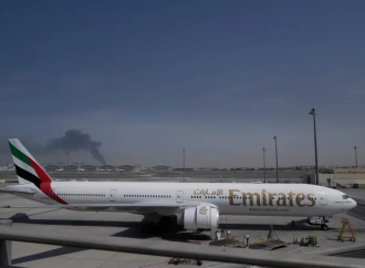 Advertencias ignoradas. Israelíes varados en el aeropuerto de Dubái tras un incidente con un dron iraní