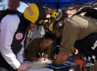 Impacto directo cerca de Beit Shemesh: 13 heridos leves, más de 100 coches destruidos